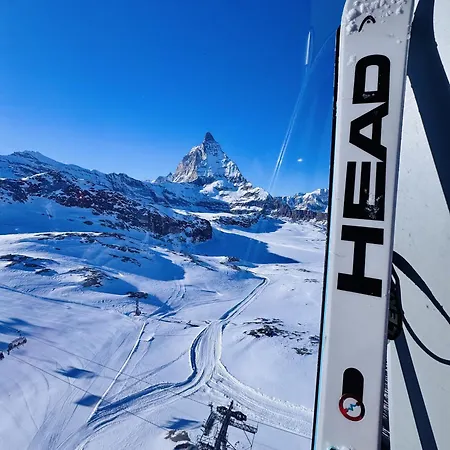 Nido Dell'aquila - & Golf بيريوِل تْشيرفينيا